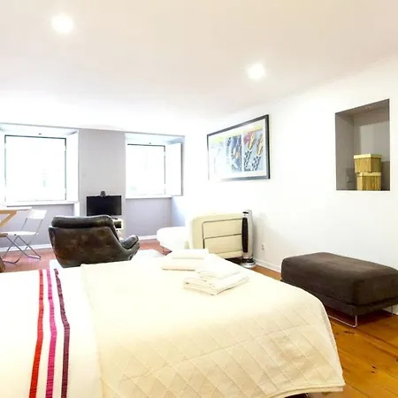 With One Bedroom In With Wonderful City View And Wifi Apartment *